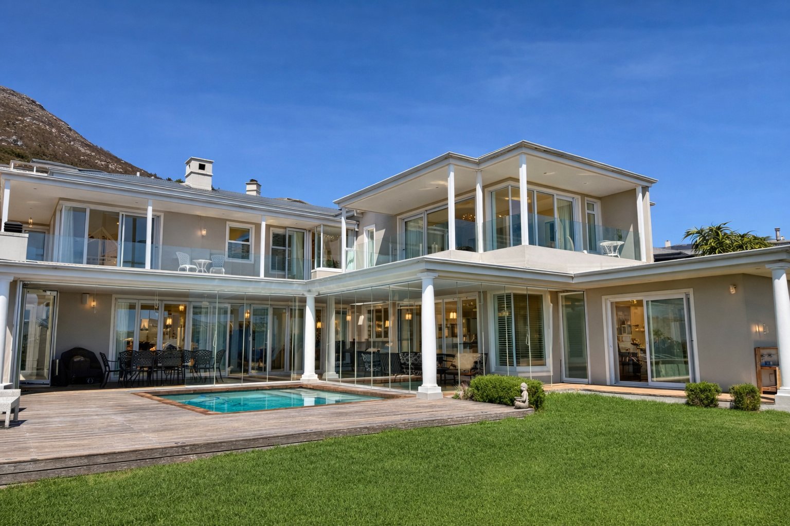 Noordhoek Villa Cape Town — luxury 4-bedroom rental managed by Cosi Stay